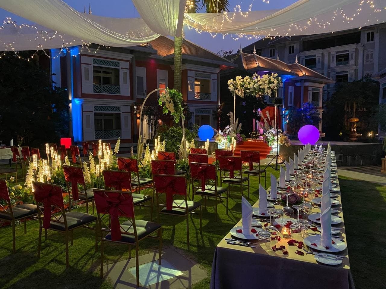 Elegant celebration table setting with flowers